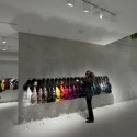 Duvetica Milano Shop / Tadao Ando Architect & Associates Duvetica Milano Shop / Tadao Ando Architect & Associates © Thomas Mayer