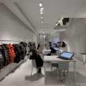 Duvetica Milano Shop / Tadao Ando Architect & Associates Duvetica Milano Shop / Tadao Ando Architect & Associates © Thomas Mayer