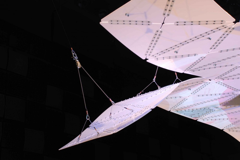 ‘Manta’ Installation for SmartGeometry 2012 Conference / Guillermo Bernal, Eric Ameres, Zackery Belanger, Seth Edwards