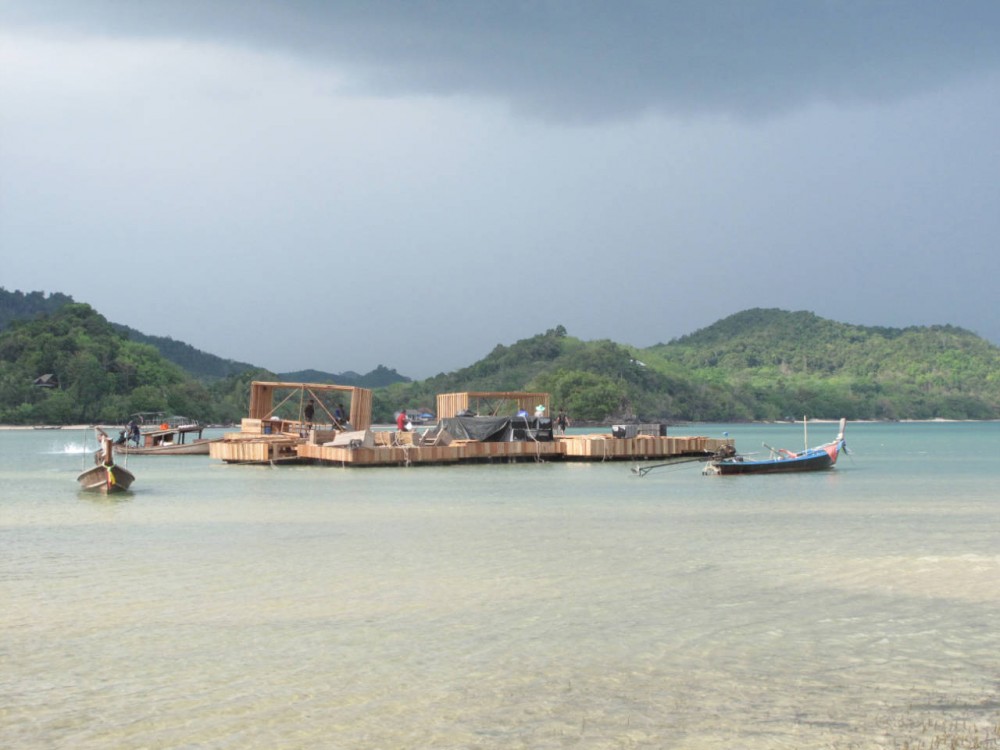 Archipelago Cinema / Buro Ole Scheeren + Film on the​ Rocks Yao Noi Foundation