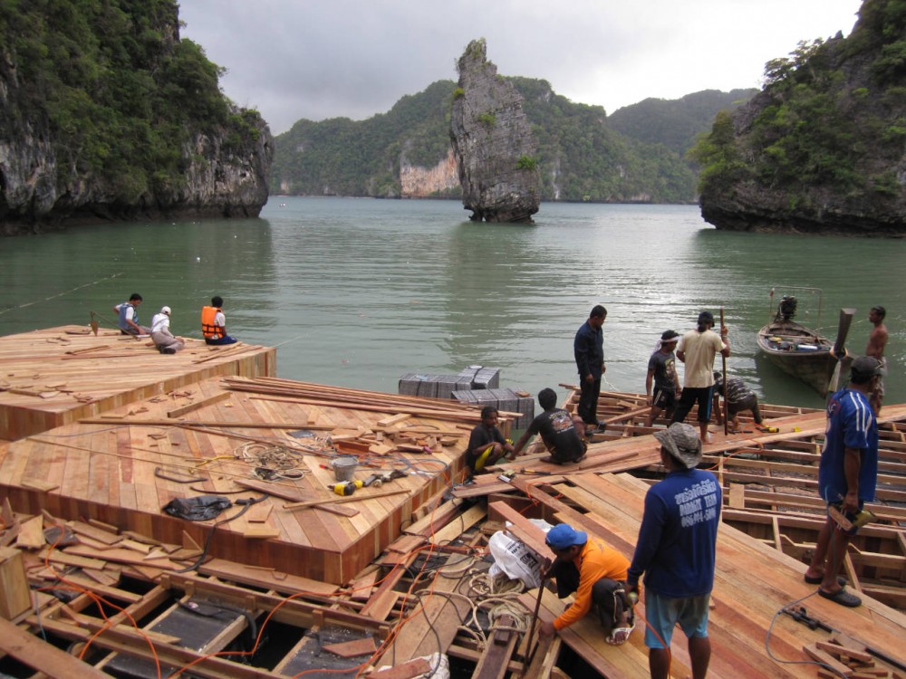 Archipelago Cinema / Buro Ole Scheeren + Film on the​ Rocks Yao Noi Foundation