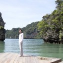 Archipelago Cinema / Buro Ole Scheeren, Film on the​ Rocks Yao Noi Foundation © Doug Bruce