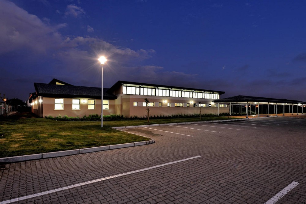 Blouberg International School / Luis Mira Archi​tects & Plus Arquitectura