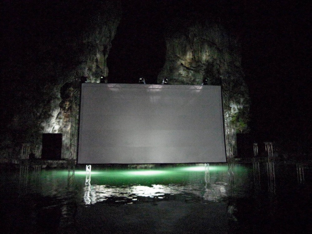 Archipelago Cinema / Buro Ole Scheeren + Film on the​ Rocks Yao Noi Foundation