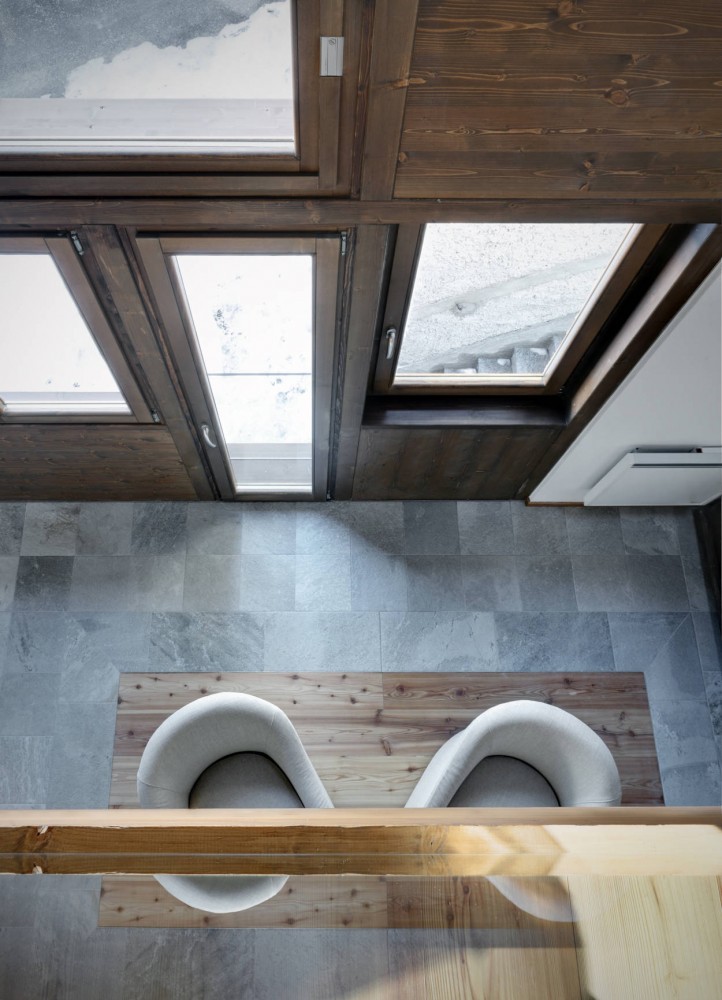 UP House / ES-arch