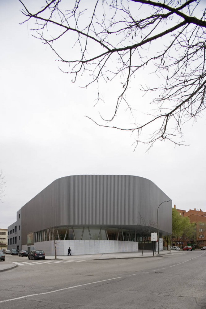 Public Library Vallecas / Exit Architects