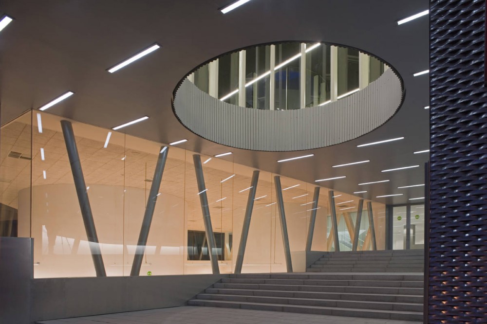 Public Library Vallecas / Exit Architects