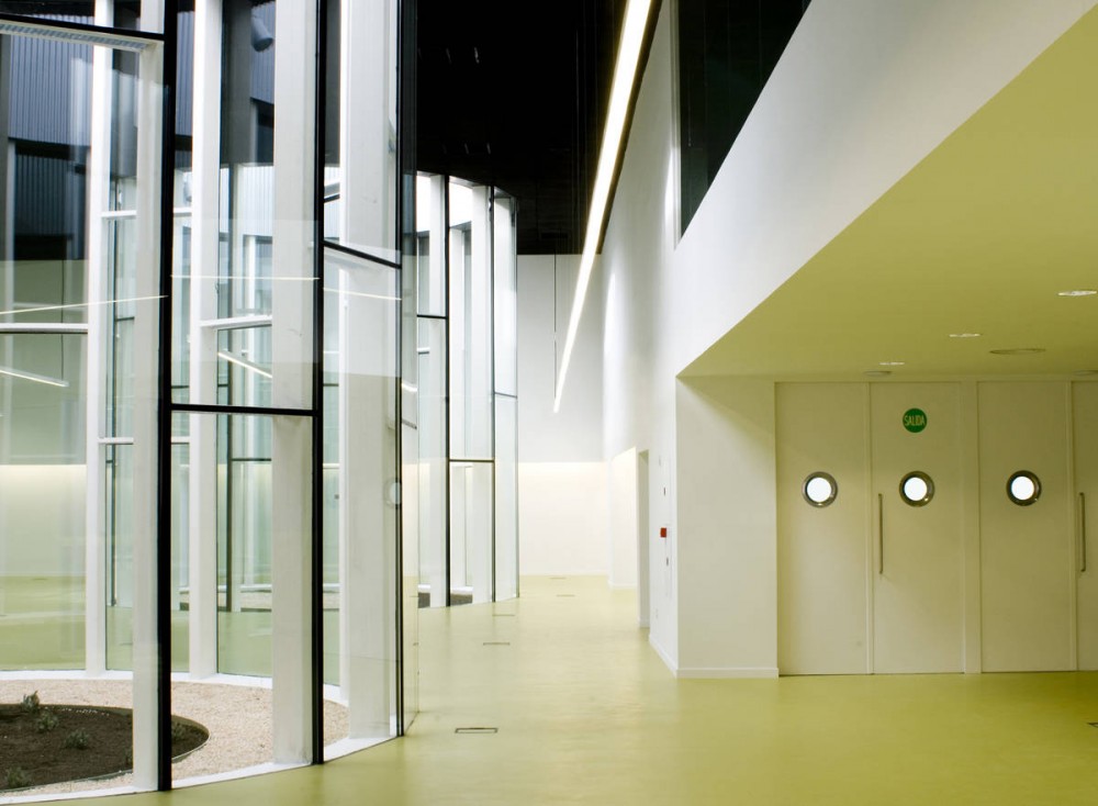 Public Library Vallecas / Exit Architects