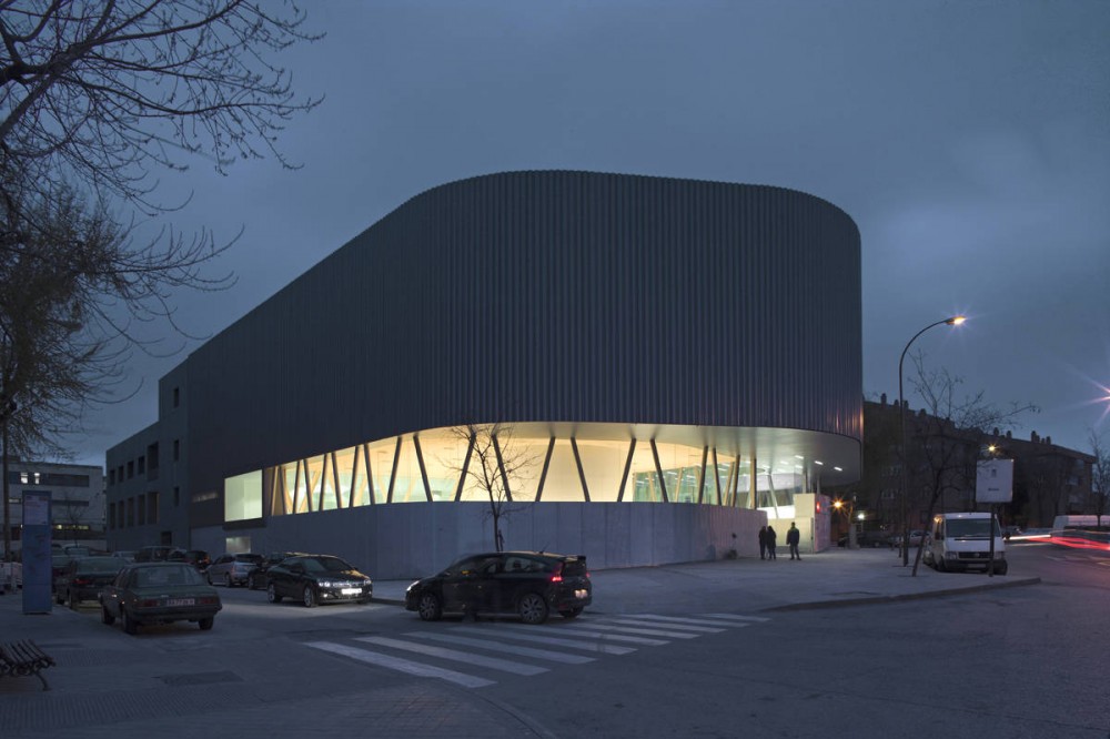 Public Library Vallecas / Exit Architects