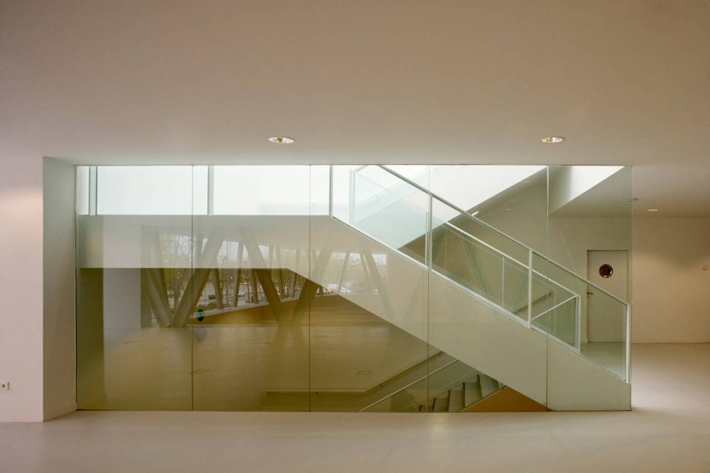 Public Library Vallecas / Exit Architects