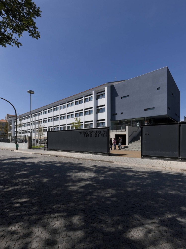 Soares dos Reis School of Arts / Carlos Prata + Nuno Barbosa
