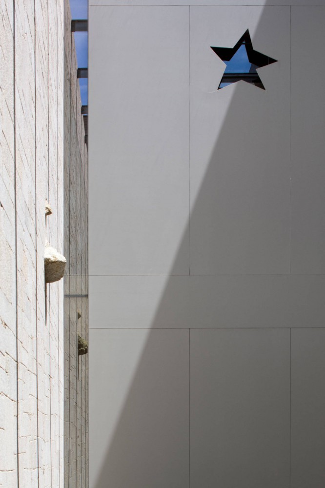 Frei Sebastião House / AFR