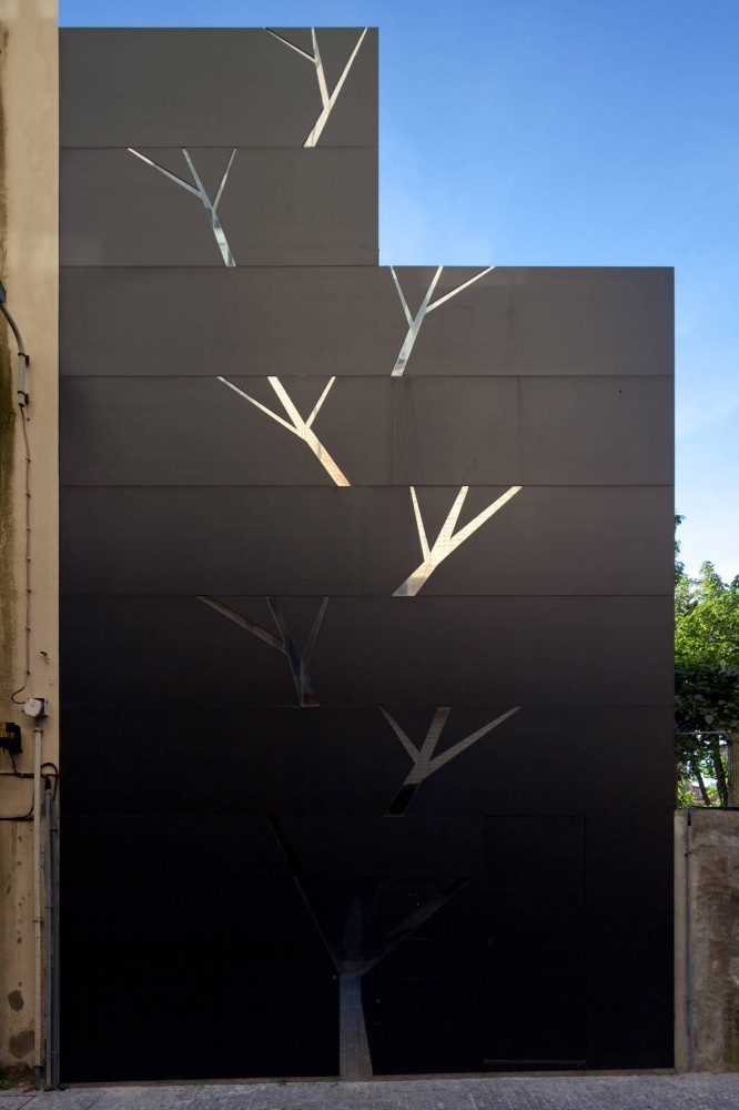 Frei Sebastião House / AFR