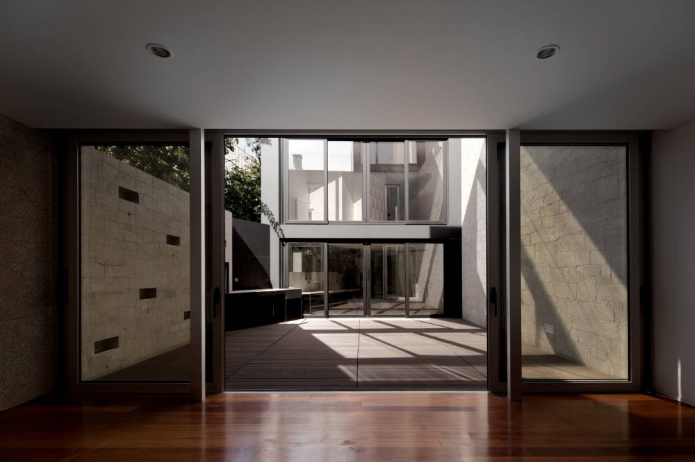 Frei Sebastião House / AFR