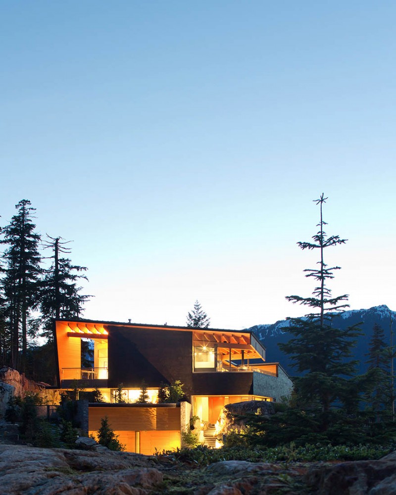 Whistler Residence / BattersbyHowat Architects