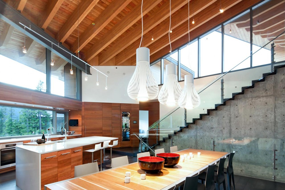 Whistler Residence / BattersbyHowat Architects