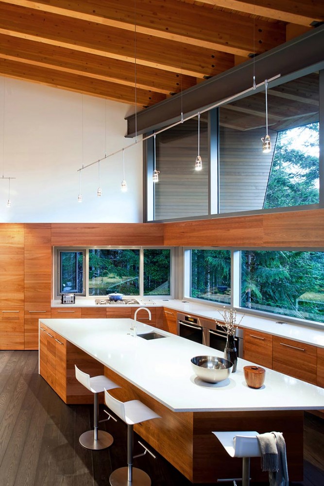 Whistler Residence / BattersbyHowat Architects