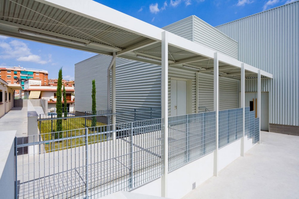 Sports Center in Rubí / CGP Arquitectos