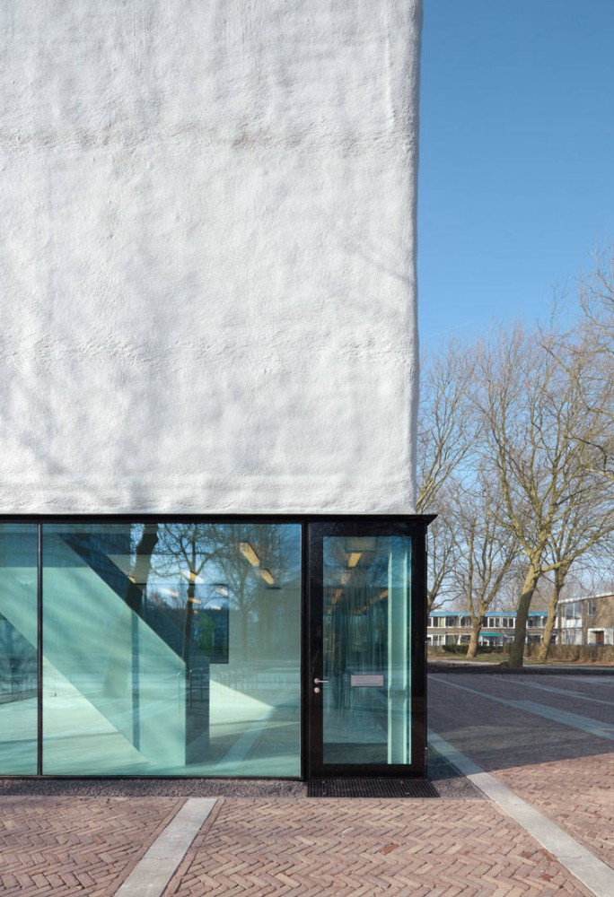 Youth Center in Amsterdam / Atelier Kempe Thill