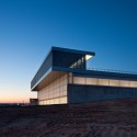 Sports Pavilion / Vicente Nuñez Arquitectos Sports Pavilion / Vicente Nuñez Arquitectos © Fernando Alda