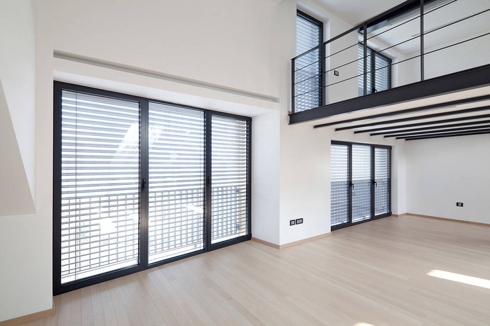 Mixed Use Building Bizovik / Tria Studio