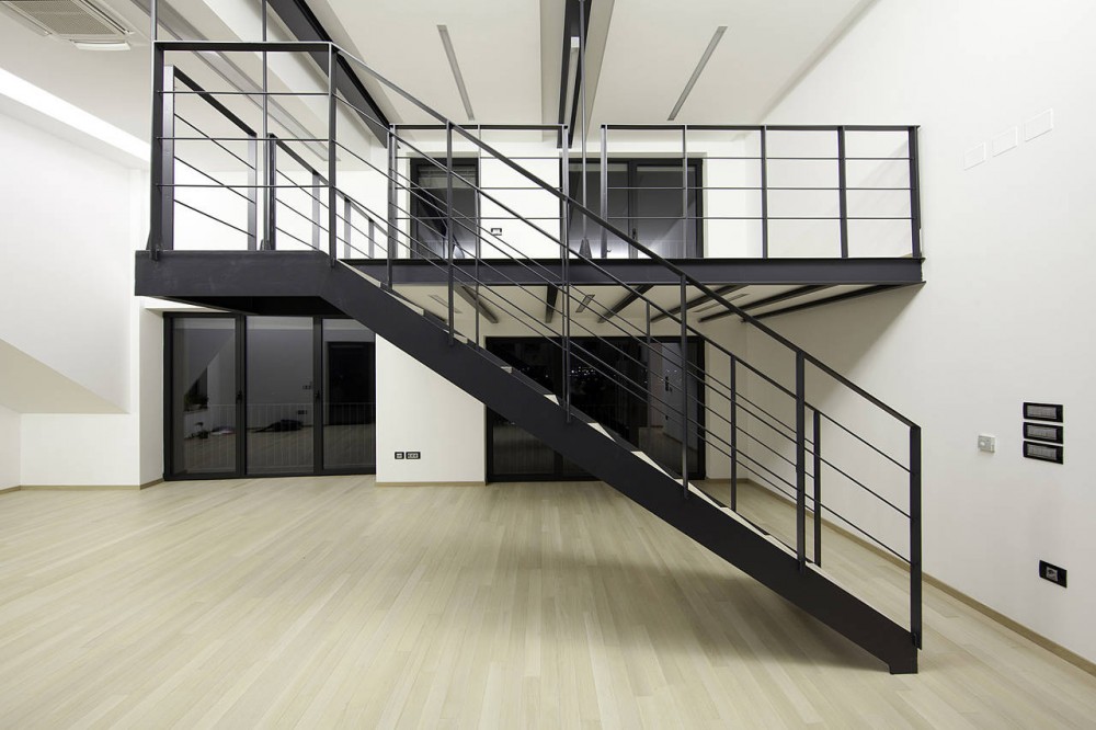 Mixed Use Building Bizovik / Tria Studio