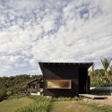 2012 New Zealand Architecture Awards (8) Owhanake Bay House by Strachan Group Architects