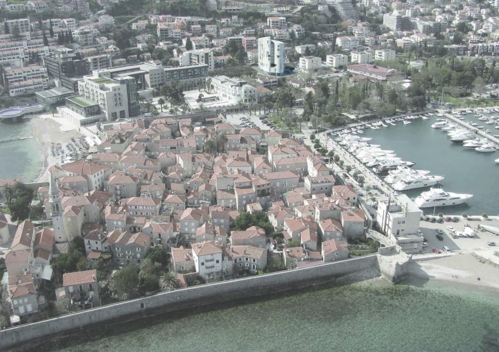Budva Residential and Business Complex Proposal / AGM