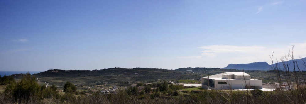 Municipal Auditorium of Teulada / Francisco Mangado