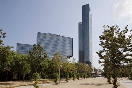 Hotel ME Barcelona / Dominique Perrault Architecture (3)