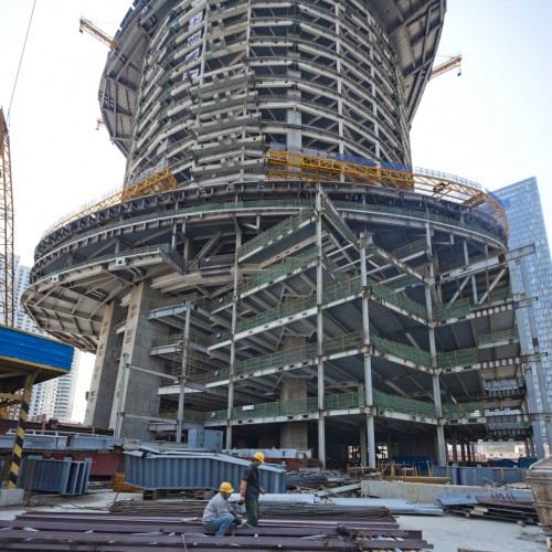 ShanghaiTower_Const_Base1_(c)Gensler_12.03