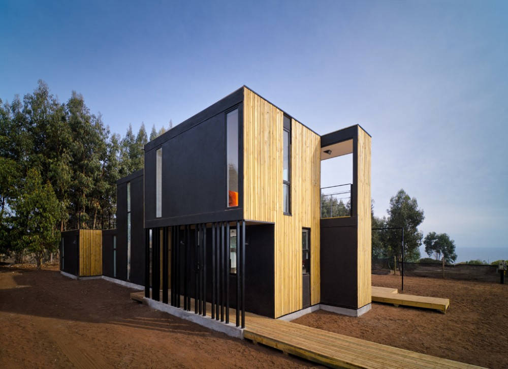SIP Panel House / Alejandro Soffia + Gabriel Rudolphy