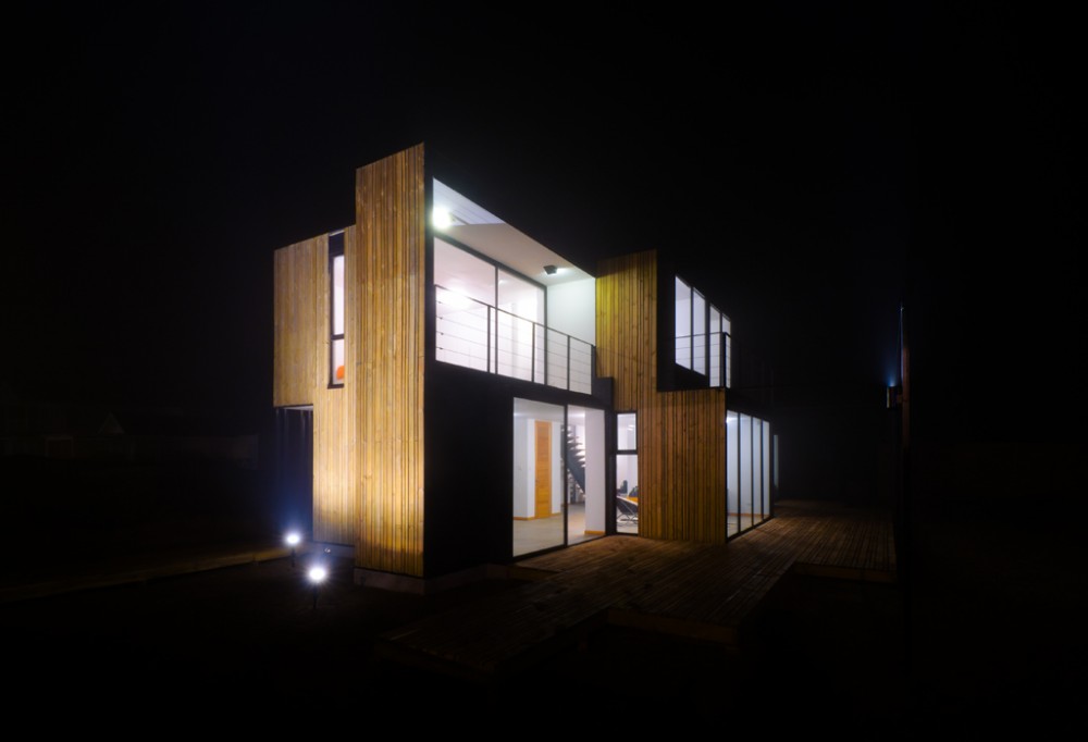 SIP Panel House / Alejandro Soffia + Gabriel Rudolphy