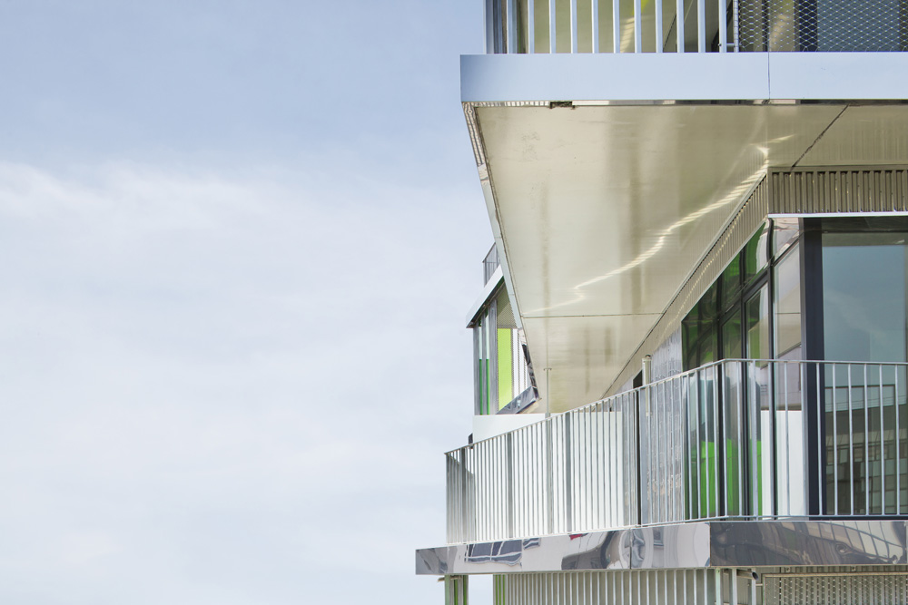 Update: Villiot-Rapée Apartments / Hamonic + Masson