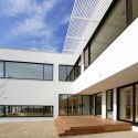 House On The Bluff / Edward Suzuki Associates © Yasuhiro Nukamura