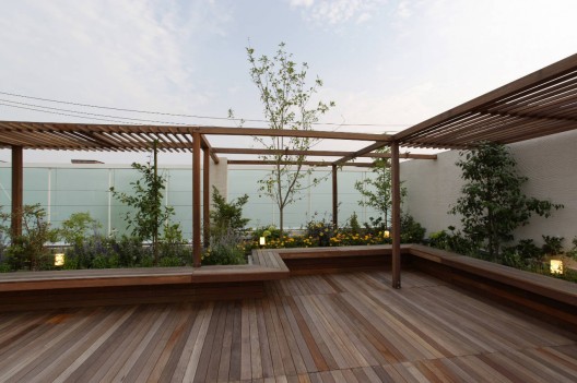 House Like a Museum / Edward Suzuki Associates