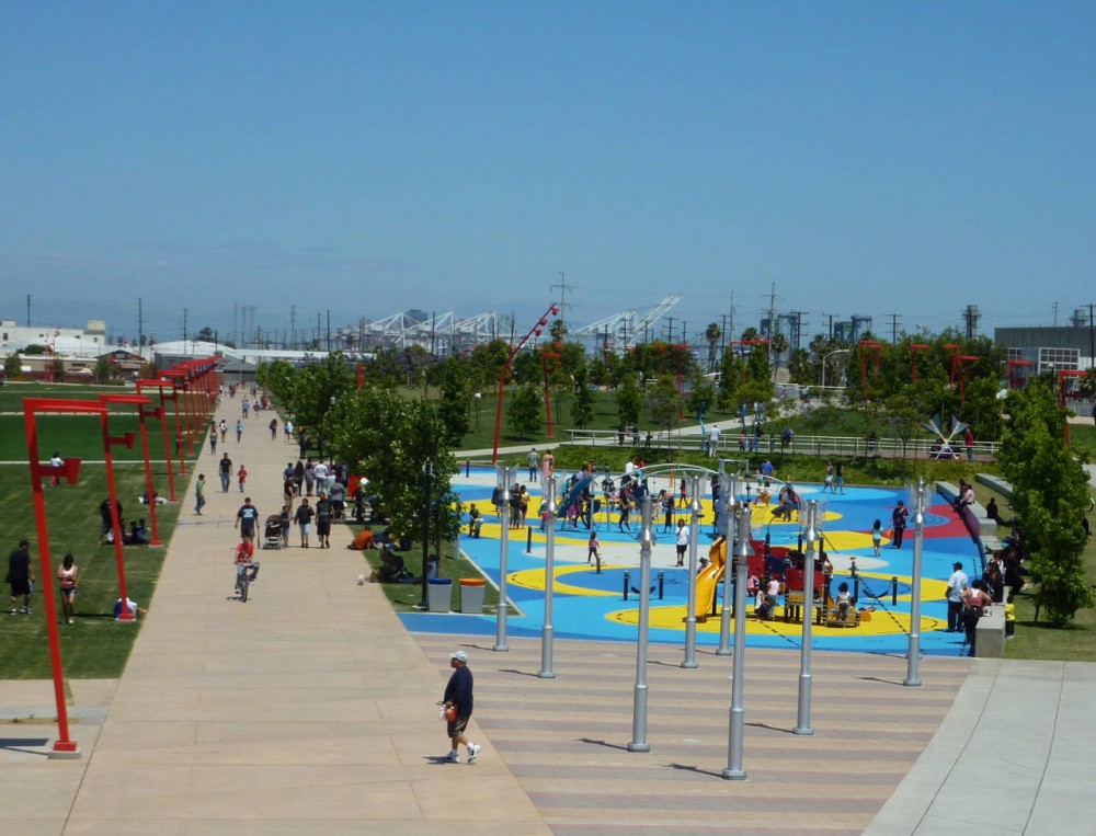 Wilmington Waterfront Park / Sasaki Associates