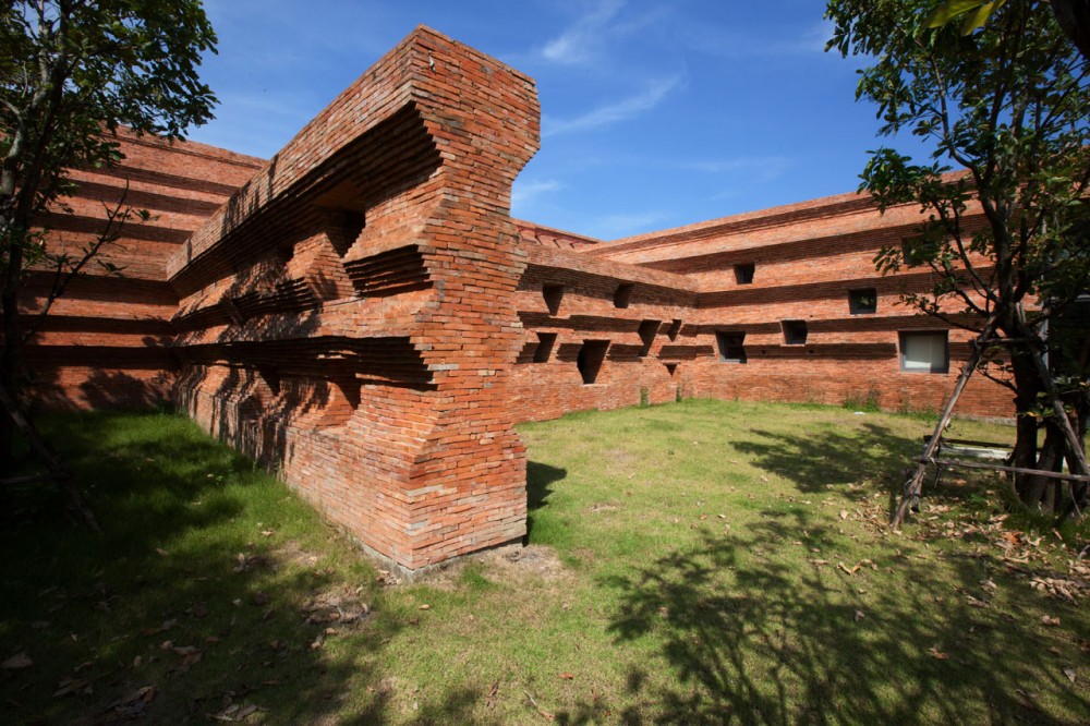Kantana Institute / Bangkok Project Company
