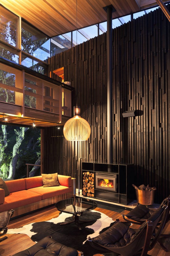 Under Pohutukawa / Herbst Architects