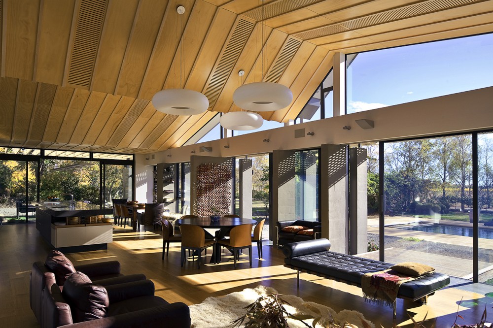 Mountain Range House / Irving Smith Jack Architects