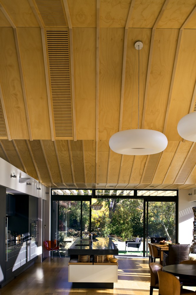 Mountain Range House / Irving Smith Jack Architects