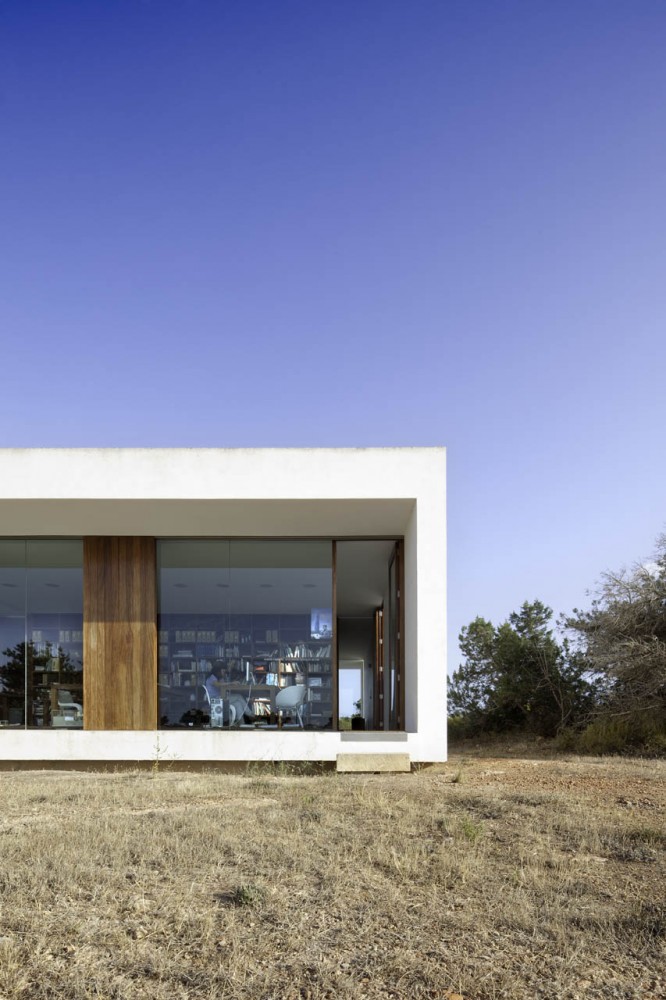 Home-Office in Formentera Island / Marià Castelló Martínez
