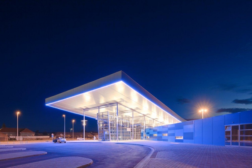 Bus Station in Osijek / Rechner