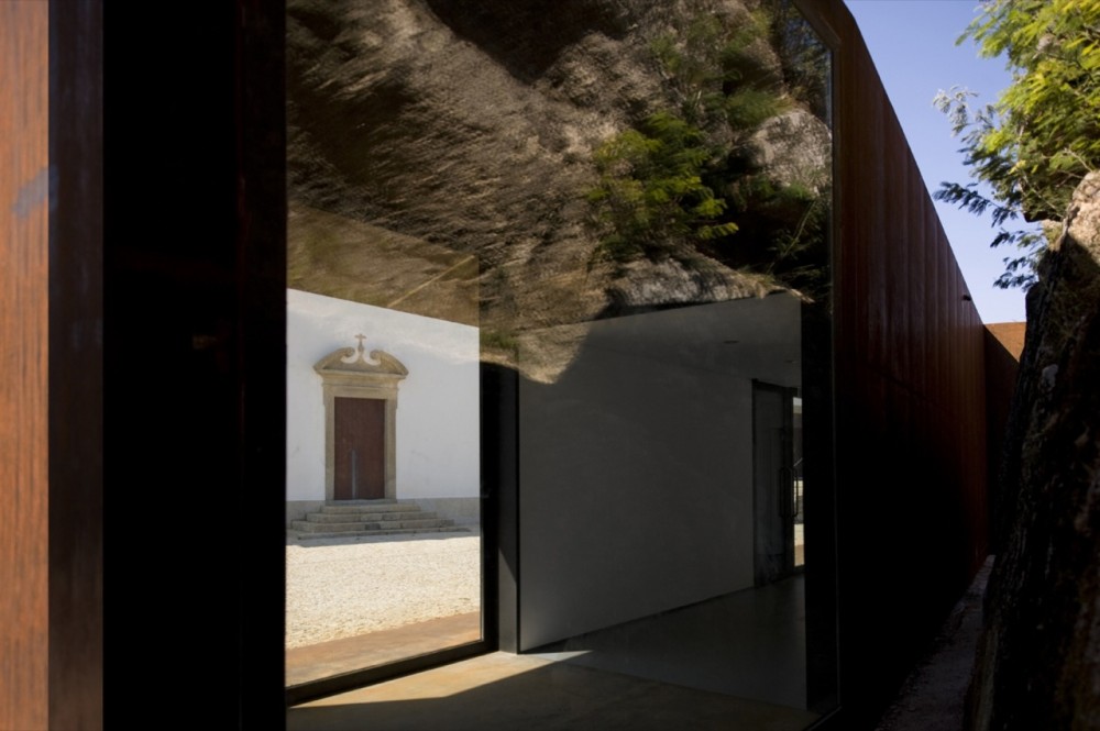 Castelo Novo Castle / COMOCO