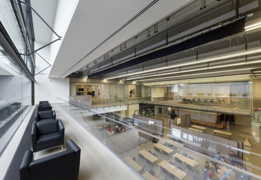 The Weston Family Learning Centre / Hariri Pontari Architects