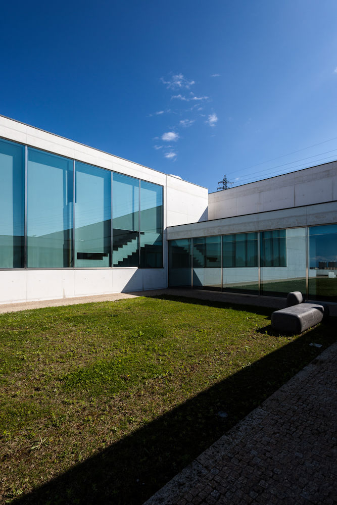 Funeral of Matosinhos / Luísa Valente