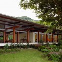 House In Praia Preta / Nitsche Arquitetos Associados Courtesy of Nitsche Arquitetos Associados
