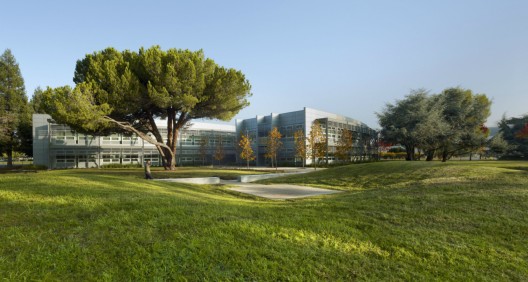 NASA Sustainability Base exterior wide angle © César Rubio, courtesy William McDonough + Partners