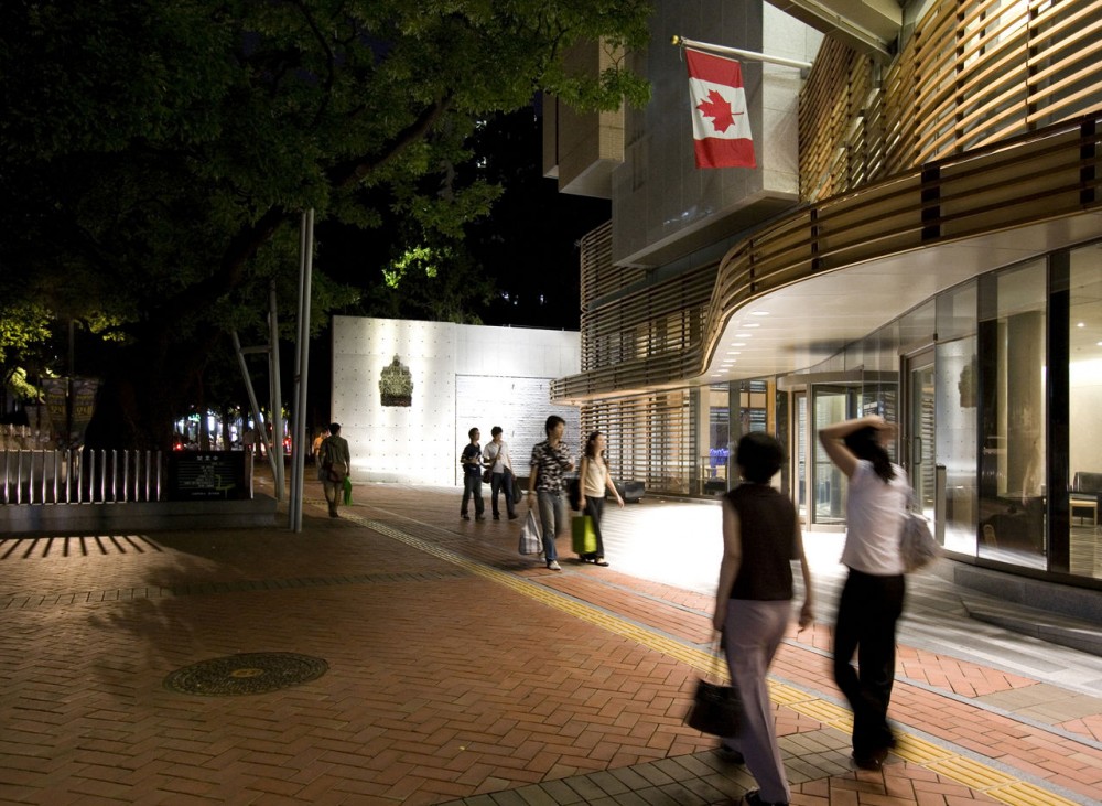 Embassy Of Canada In Korea / Zeidler Partnership Architects