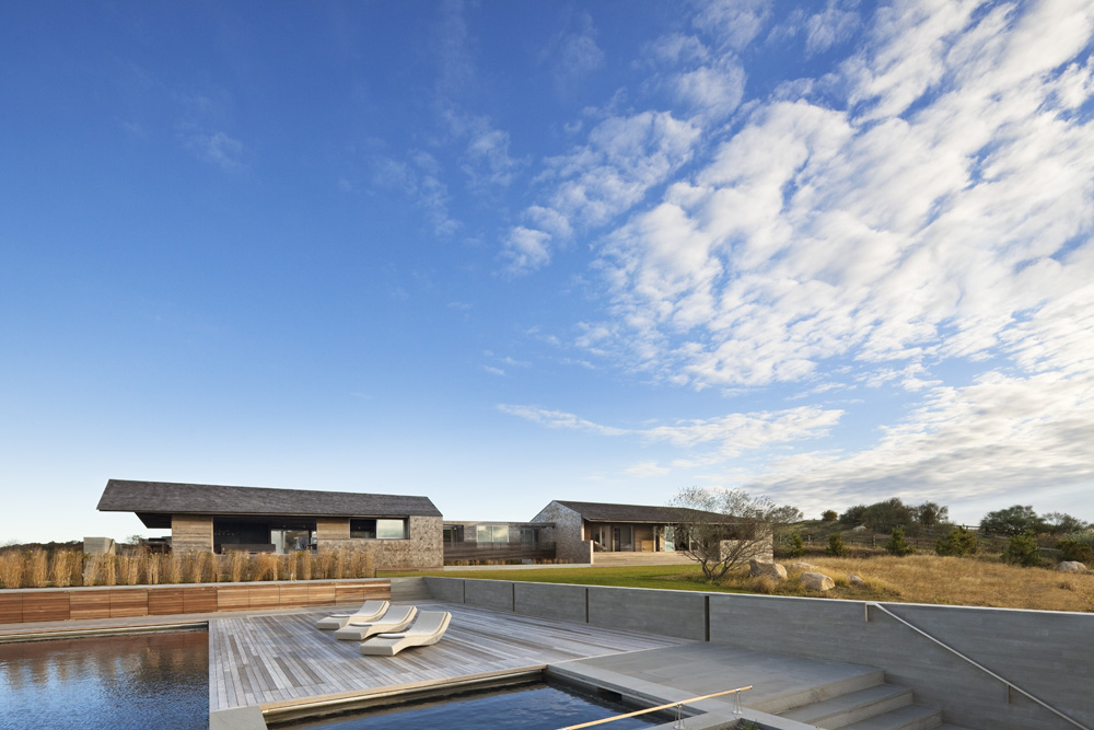 Genius Loci / Bates Masi + Architects